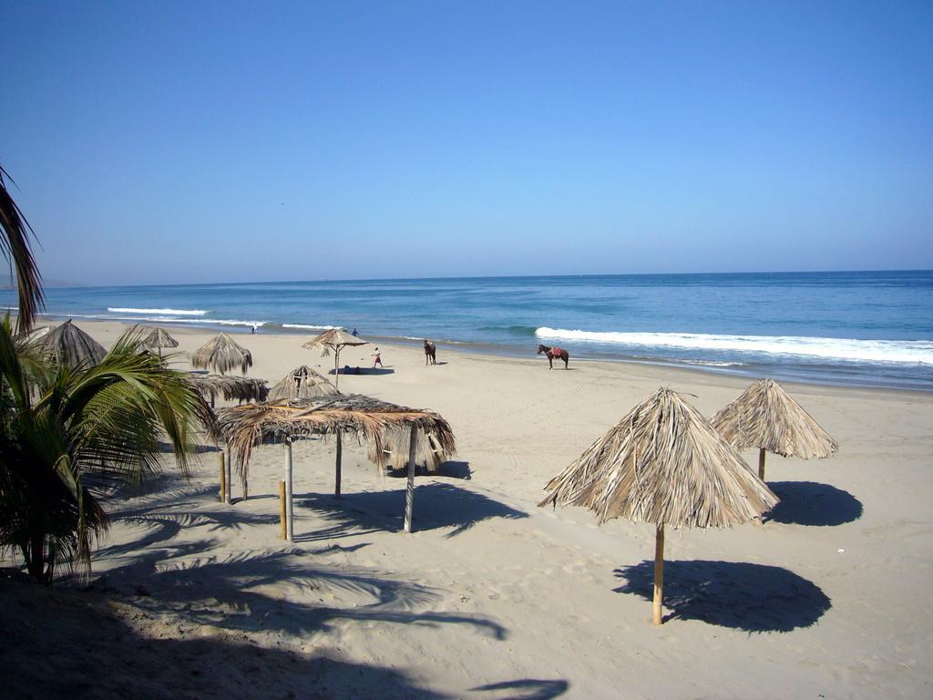 Angeles Del Mar Hotell Máncora Exteriör bild